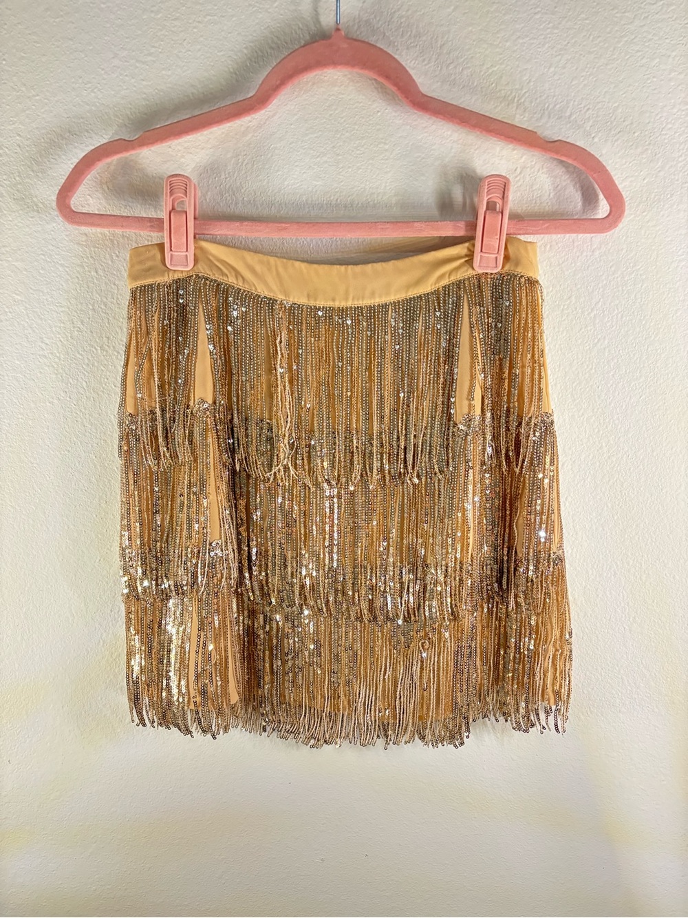 Francesca’s Gold Sequin Fringe Mini Skirt Size S 🪩